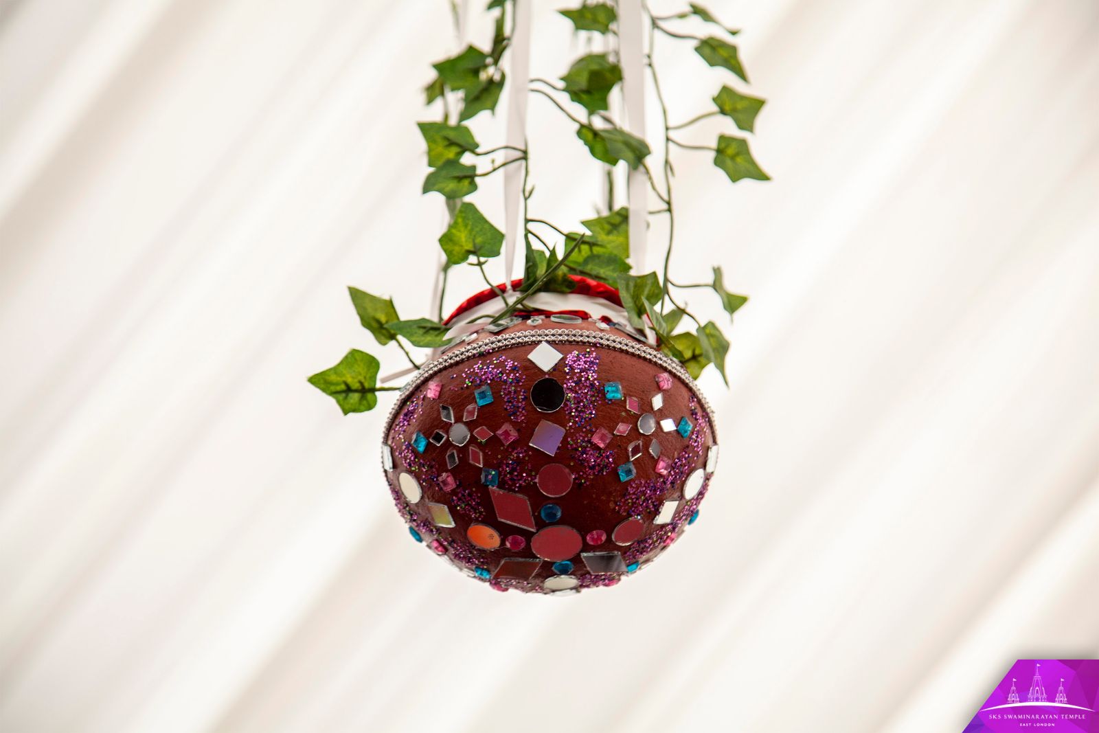 ©1987-2017 SKS Swaminarayan Temple East London